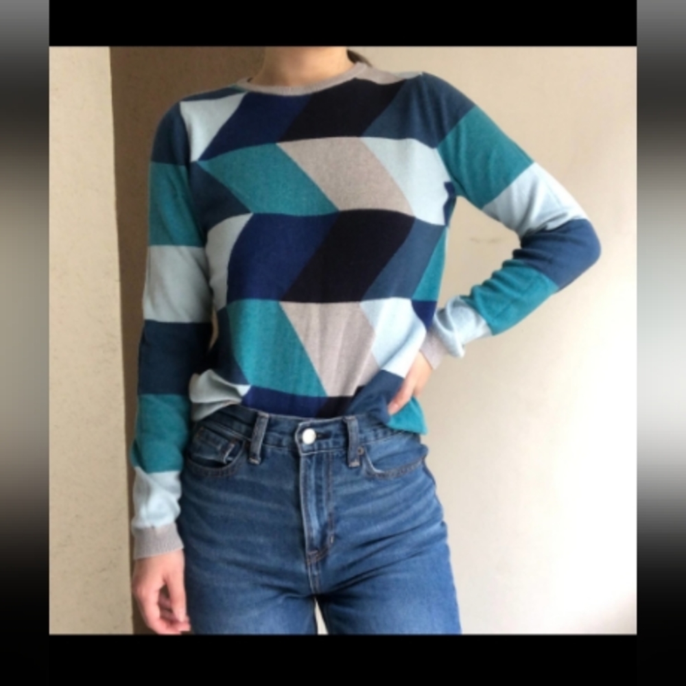 Ocean beach colorblock lightweight sweater XS